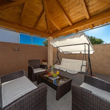 Apartmani Dada بيوغْغاد نا موغو المظهر الخارجي الصورة