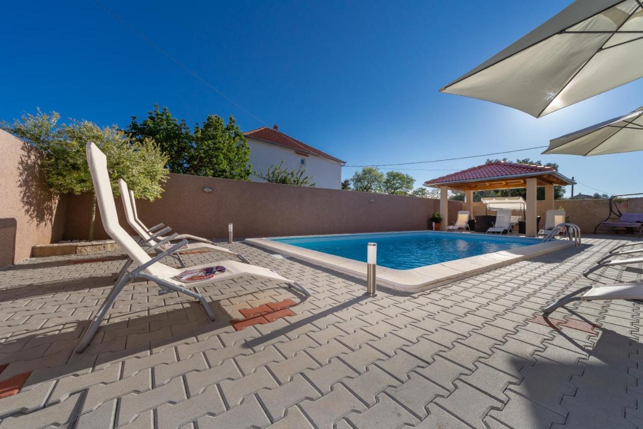Apartmani Dada بيوغْغاد نا موغو المظهر الخارجي الصورة